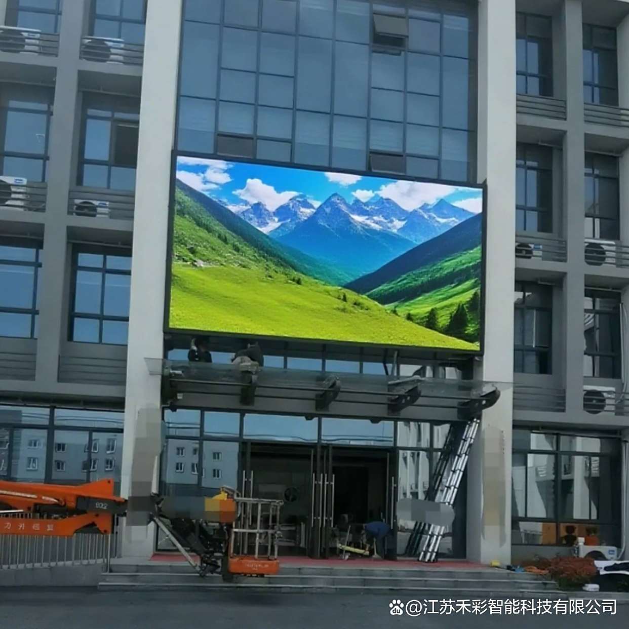 連云港戶(hù)外全彩LED顯示屏P6 高清晰、高防護(hù)的戶(hù)外顯示優(yōu)選方案
